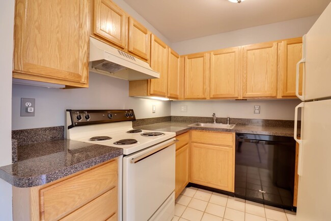 Building Photo - Lovely 2 bedroom chesterfield condo for rent