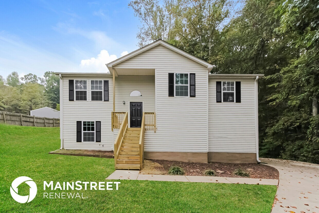 Foto principal - 5655 Leatherwood Ln