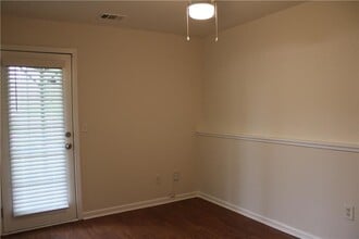 Building Photo - 2059 Liberty Ct NW