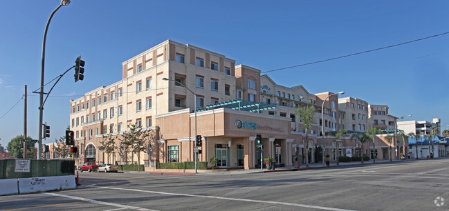 Building Photo - Alhambra Regency Plaza