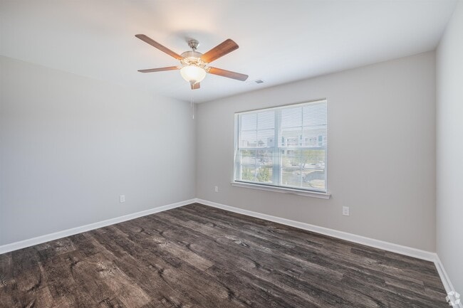 Building Photo - 1100 Commons Blvd