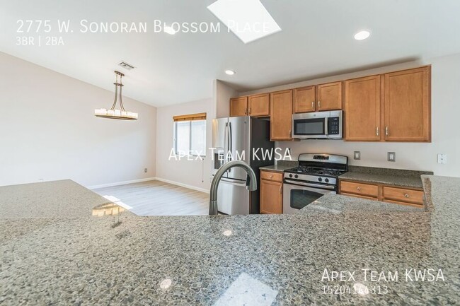 Foto del edificio - $1,995 Beautiful Home in Sonoran Blossom N...