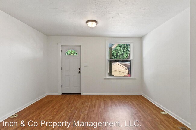 Building Photo - 3 br, 1.5 bath House - 726 Glen Place