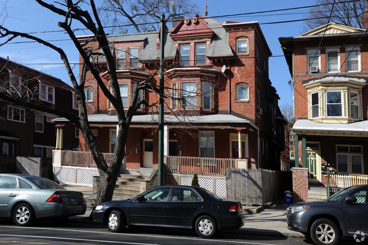 Building Exterior - 4229-4231 Baltimore Ave