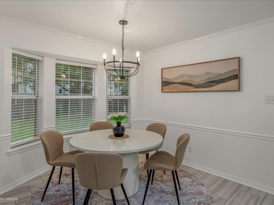 Foto principal - 2218 Middle Creek Blvd