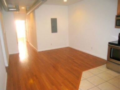 Building Photo - 1709 W Master St