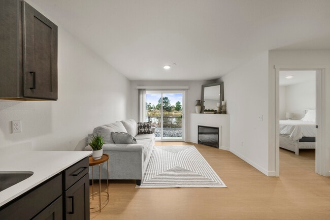 Building Photo - River Run Apartments