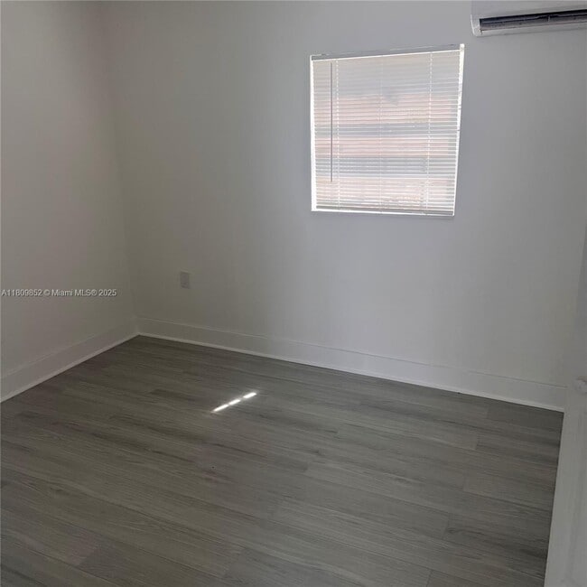 Foto del edificio - 30320 SW 149th Ave