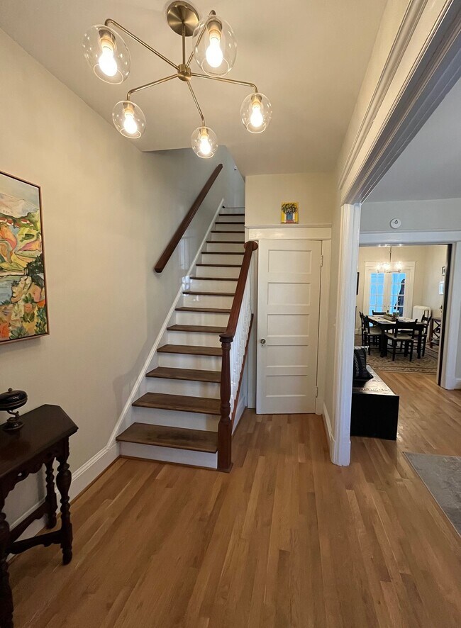 Foto del edificio - 1428 Oak St NW