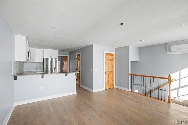 Building Photo - 28 E Genesee St