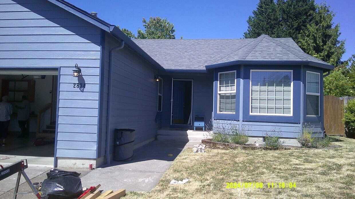 Primary Photo - 2834 SE Park Place