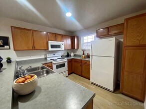 Building Photo - 107 Garden Cir