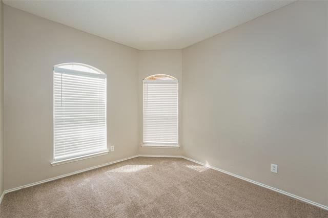 Foto del edificio - 2700 Forest Creek Dr