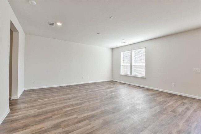 Building Photo - 11751 Armadale Dr