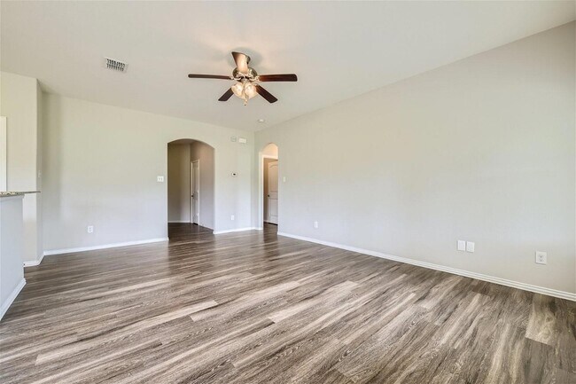 Foto del edificio - 960 Ranch Rd