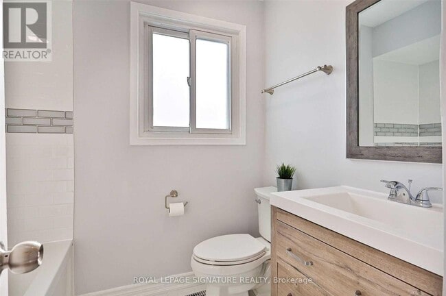 Building Photo - 47 S Edgely Ave