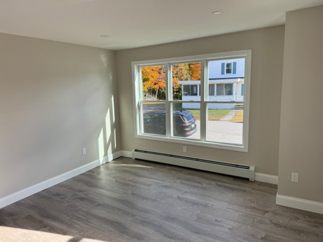 Building Photo - 118 Western Ave