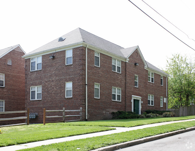 Building Photo - Hillside Park