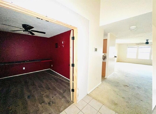 Building Photo - 8006 Echinacea Dr