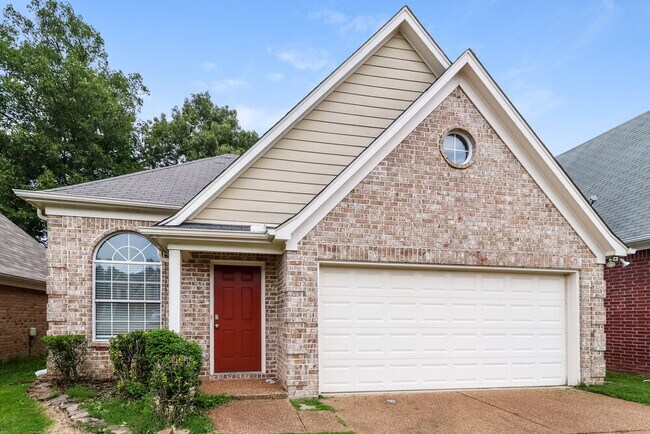 Building Photo - 6824 Kamali Ave