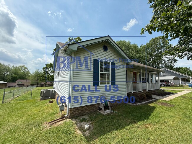 Building Photo - Charming 3 Bed, 2 Bath Home in Greenbrier ...