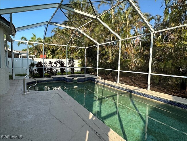 Building Photo - 12870 Eagle Pointe Cir