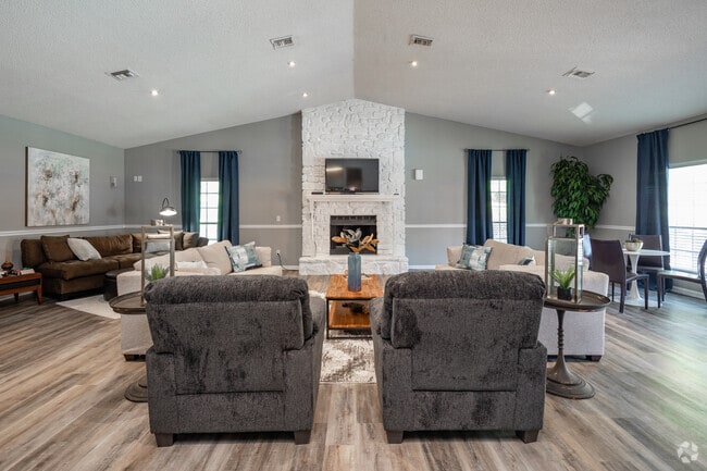 Clubhouse - The Trails