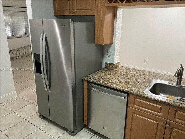 Foto del edificio - 6051 10th Ave N