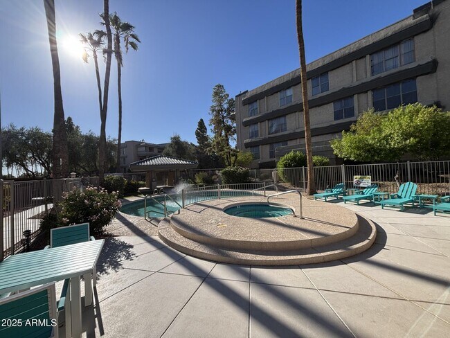 Foto del edificio - 5122 N 31st Way