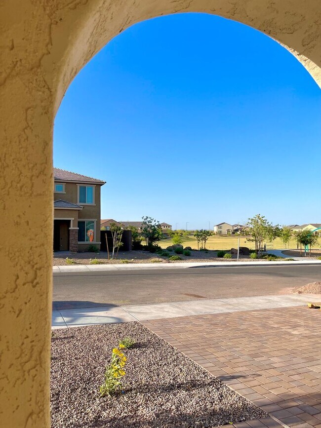 Foto del edificio - MOVE IN SPECIALS!!  2 Master Suites Open C...