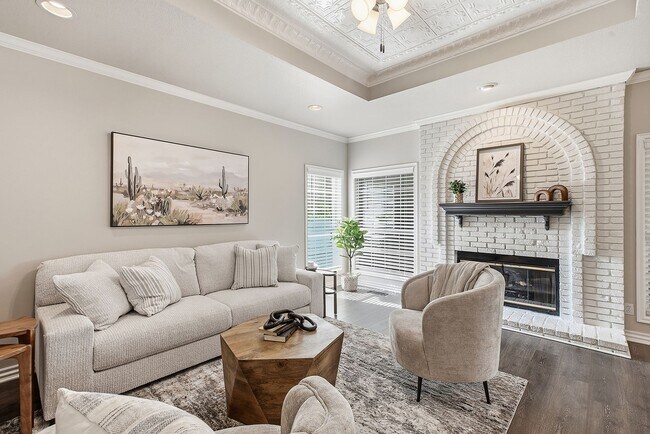 Foto del edificio - 408 W Fairway Ct