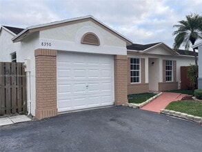 Building Photo - 8350 NW 193rd Ln