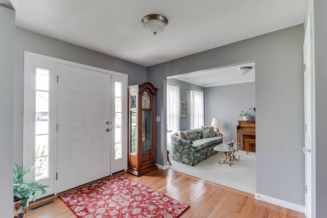Foto del edificio - 2867 Blue Heron Rd