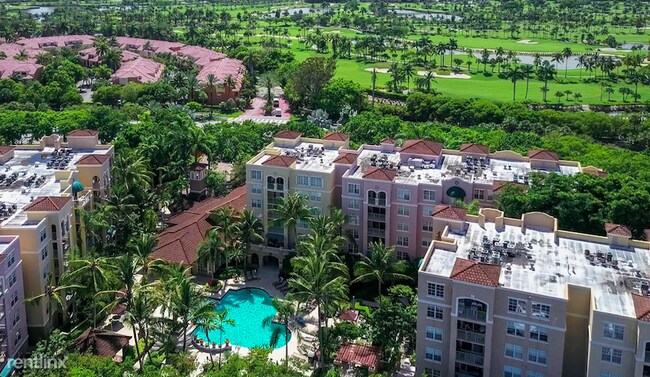 Foto del edificio - 19901 E Country Club Dr