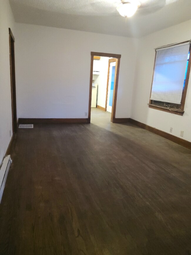 Foto del edificio - 1602 Belmont Ave