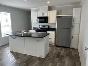 Building Photo - 31 Canary Hill Dr