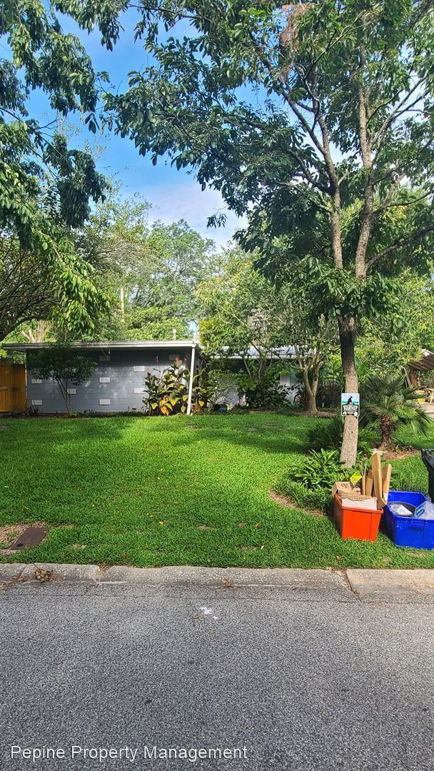 Foto del edificio - 3 br, 1.5 bath House - 1942 NE 17th Drive