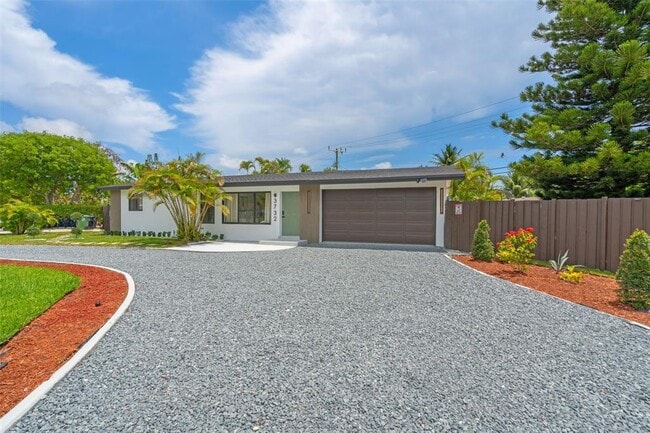 Foto del edificio - 3732 SW 16th St
