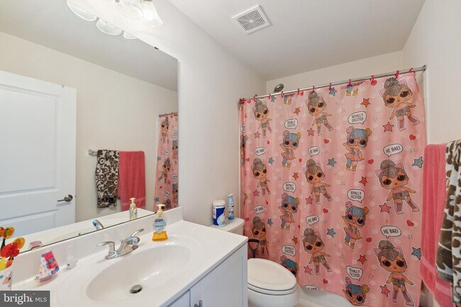 Foto del edificio - 438 Boxelder Dr