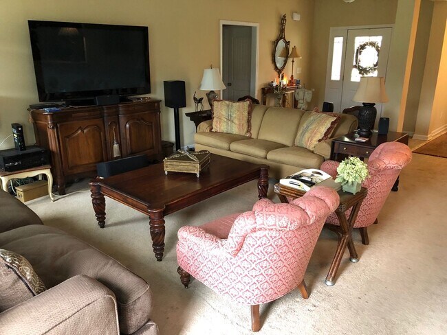 Foto del edificio - Basement One/level Rancher 3BR/2BA