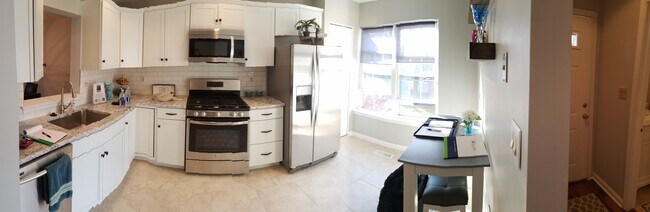Building Photo - 112 Mulberry Ct
