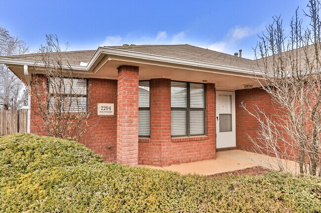 Building Photo - Stylish Finishes and a Spacious Backyard in South Lubbock
