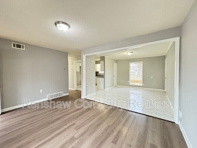 Building Photo - 4969 Ruthie Cove