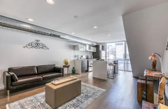 Foto del edificio - 629 W Oxford St