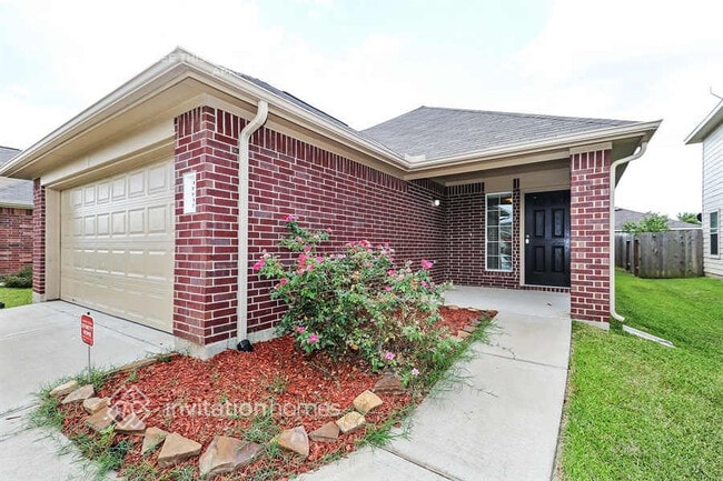 Building Photo - 18815 N Lyford Dr