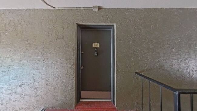 Foto del edificio - Bright Pool-View Condo with Private Balcony & Open Living Spaces