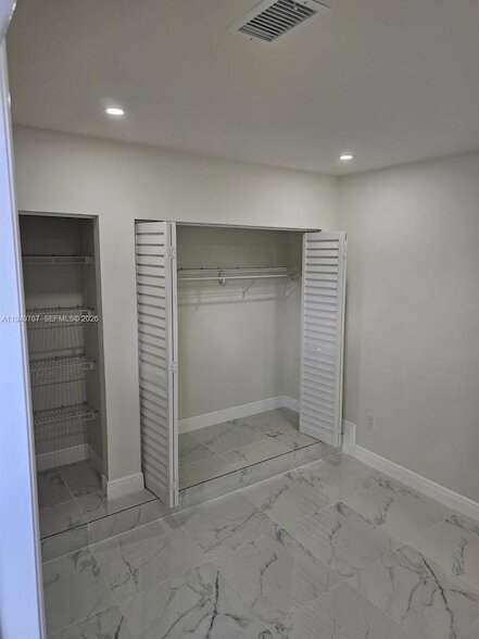 Building Photo - 6140 SW 156th Ct