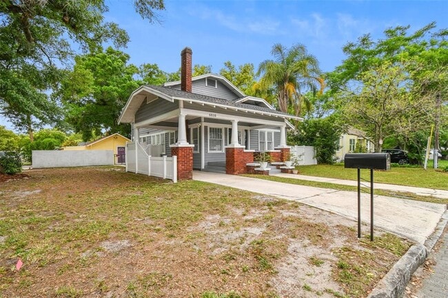 Foto del edificio - 6810 N Navin Ave