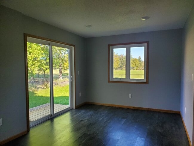 Building Photo - 5017 W Elm Ct