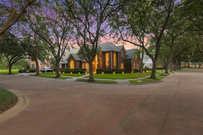 Foto del edificio - 3402 Haywood Ct